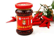 老干媽風(fēng)味食品有限責(zé)任公司來(lái)東泰選購(gòu)醬類(lèi)灌
